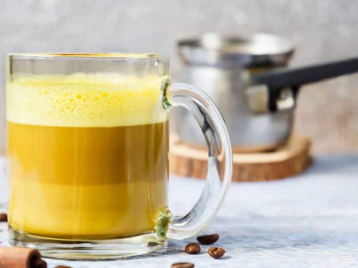 What Is Turmeric Coffee Health Benefits and Recipe कॉफी में हल्दी मिलाकर पीने के हैं कई फायदें, जानें Turmeric coffee बनाने का तरीका
