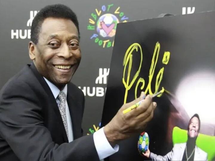 The famous Pele, known as the ‘King of Football’, left behind a fortune of 0 million.