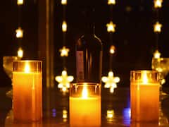 न्यू ईयर पर घर पर करना है कैंडल लाइट डिनर? इन LED लाइट से आयेगा एकदम रोमांटिक और कोज़ी फील