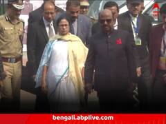 বন্দে ভারতের সামনে মুখ্যমন্ত্রী দাঁড়াতেই প্ল্যাটফর্ম থেকে ভেস এল জয় শ্রীরাম, ছুটে এসে পরিস্থিতি সামলালেন রেলমন্ত্রী