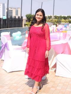 success story : बुद्धी आणि सौंदर्याचा अनोखा मिलाप; कुठल्याही कोचिंगशिवाय IAS झालेल्या सर्जनाची प्रेरणादायी कहाणी