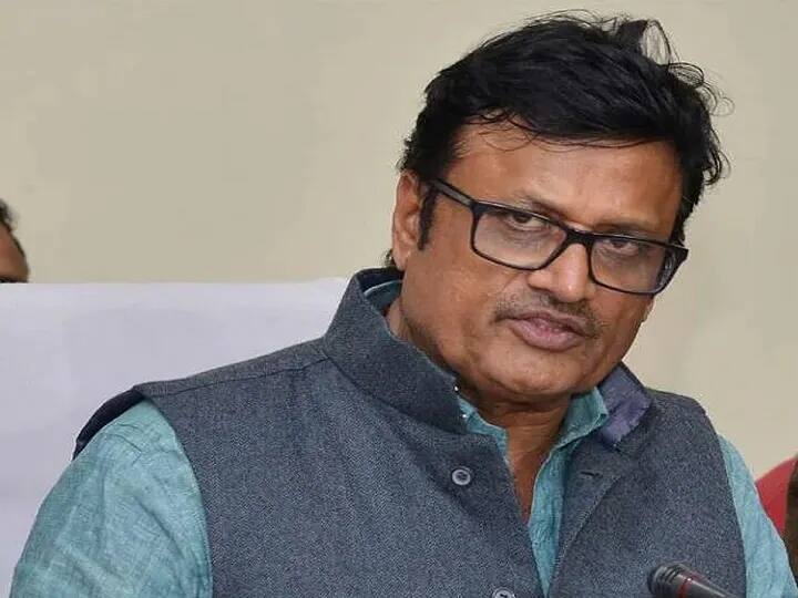 Rajasthan News: बीजेपी नेता ने की 91 विधायकों से 90 दिन का वेतन लौटाने की मांग, जानिए-पूरा मामला Jaipur Rajasthan High Court resignation of 91 MLAs Deputy Leader of Opposition BJP Rajendra Singh Rathore filed PIL Rajasthan News: बीजेपी नेता ने की 91 विधायकों से 90 दिन का वेतन लौटाने की मांग, जानिए-पूरा मामला