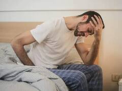 New Year Celebration Hangover: हँगओव्हर उतरवण्यासाठी कामी येतील हे उपाय