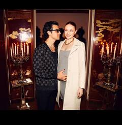 प्रियंका चोपड़ा की जेठानी ने मजेदार अंदाज में दी साल को विदाई, देखें Sophie Turner की अनसीन फोटोज