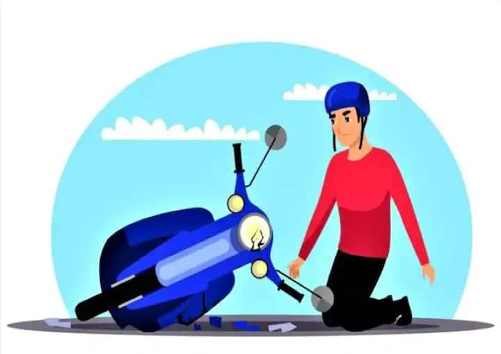 নতুন বছরে পা দেওয়ার আগে মাথায় রাখতে হবে এই নিয়মগুলি। মদ্যপান করে গাড়ি চালালে বছরের শুরুতেই লাগবে বড় ধাক্কা। সেই ক্ষেত্রে জেনে নেওয়া উচিত ট্রাফিক নিয়ম।