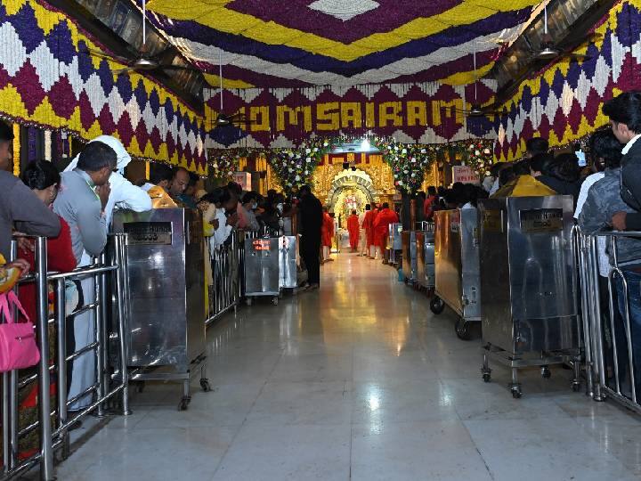 नवीन वर्षाच्या पार्श्वभूमीवर साई भक्तांची होणारी संभाव्य गर्दी लक्षात घेता साई संस्थानकडून विविध उपाययोजना करण्यात आल्या आहेत.