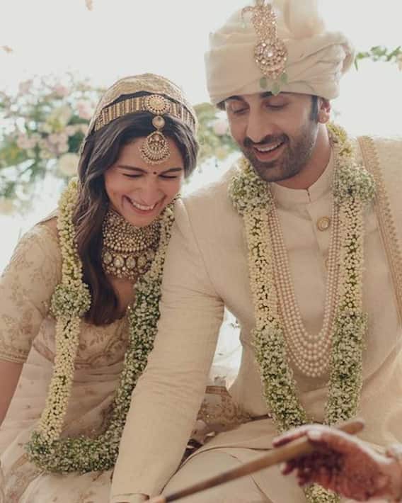 Ranbir-Alia से लेकर Nayanthara-Vignesh तक, 2022 में इन बॉलीवुड Couples की शादियां रहीं चर्चित
