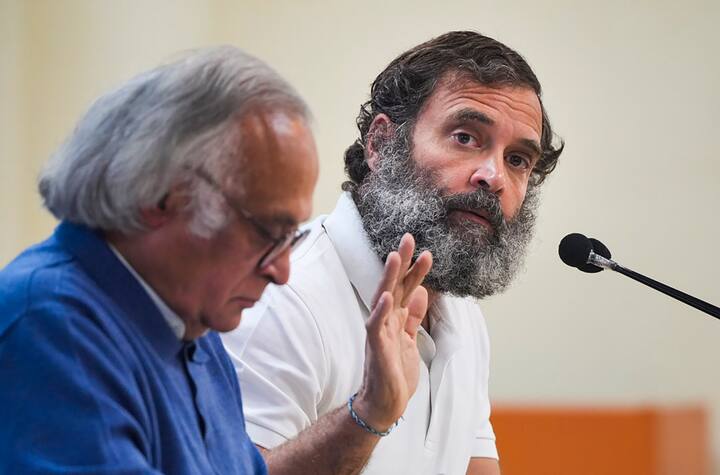 राहुल गांधी यांनी पत्रकार परिषद घेत भाजप आणि संघावर टीकास्त्र सोडलं.