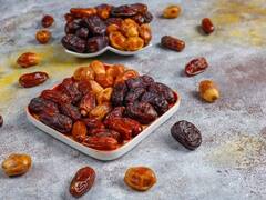 कब्ज...कोलेस्ट्रॉल...एनीमिया, रोजाना खाएं भीगे हुए खजूर, दूर होंगी शरीर की ये 12 परेशानियां