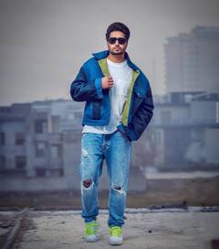 Jassi Gill Story: ऑस्ट्रेलिया में कभी गाड़ियां धोते था पंजाब का ये फेमस सिंगर, आज कर रहा इंडस्ट्री पर राज