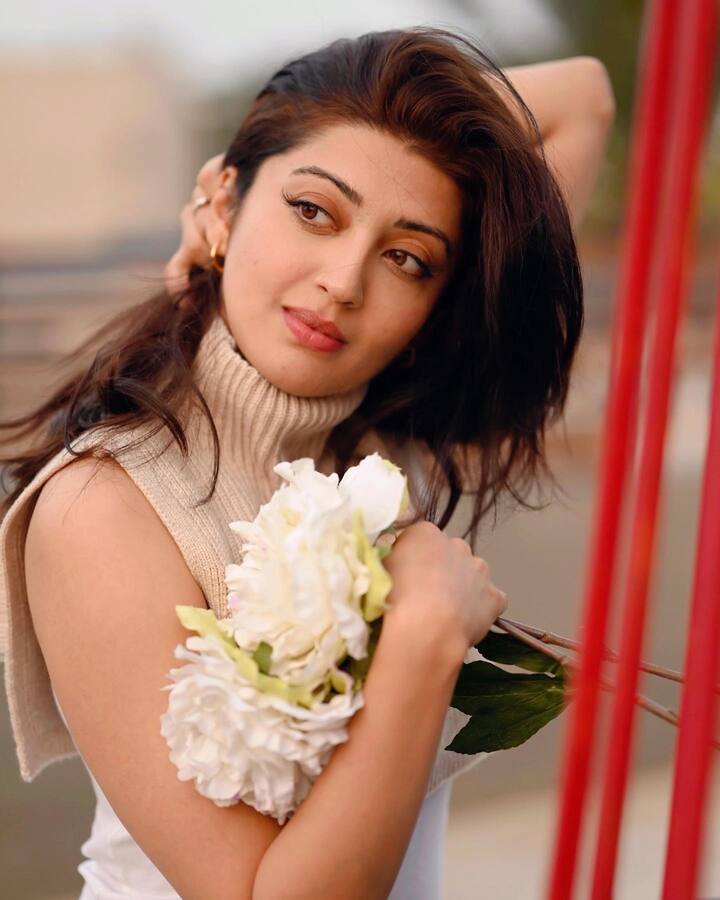 ప్రణీత సుభాష్ ఫోటోలు -Image Credit: Pranitha Subhash/Instagram