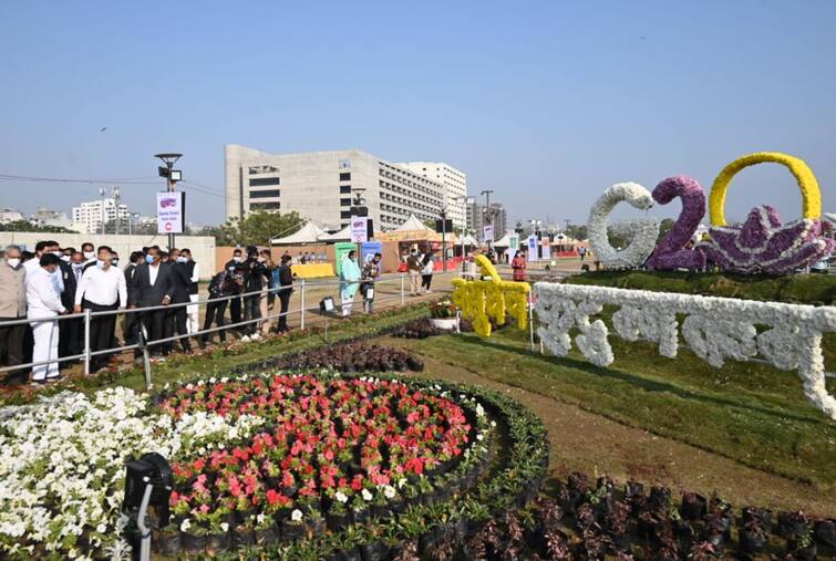 Ahmedabad Gujarat Chief Minister Bhupendra Patel inaugurates Flower Show 2023 Flower Show: મુખ્યમંત્રી ભૂપેન્દ્ર પટેલે ફ્લાવર શોની ટિકિટનો દર ઘટાડીને કેટલો કરવા કર્યુ સૂચન ? જાણો વિગત