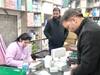 Muzaffarnagar News: ड्रग्स विभाग की टीम ने दर्जनों दुकानों पर की छापेमारी, दवाइयो के बिल न मिलने पर बिक्री पर लगाई रोक