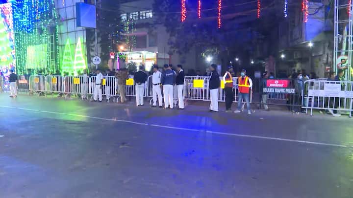 প্রস্তুত গোটা রাজ্য, গোটা দেশ। সাল শেষের আনন্দে মজেছে সবাই। পার্ক স্ট্রিট থেকে নিক্কো পার্ক। আলোয় আলোয় সেজেছে তিলোত্তমা।