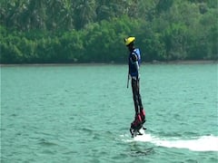 PHOTO : फ्लाय बोर्डिंगसाठी आता परदेशात जाण्याची गरज नाही! आपल्या कोकणात झालीय सोय, पर्यटकांची तुफान गर्दी