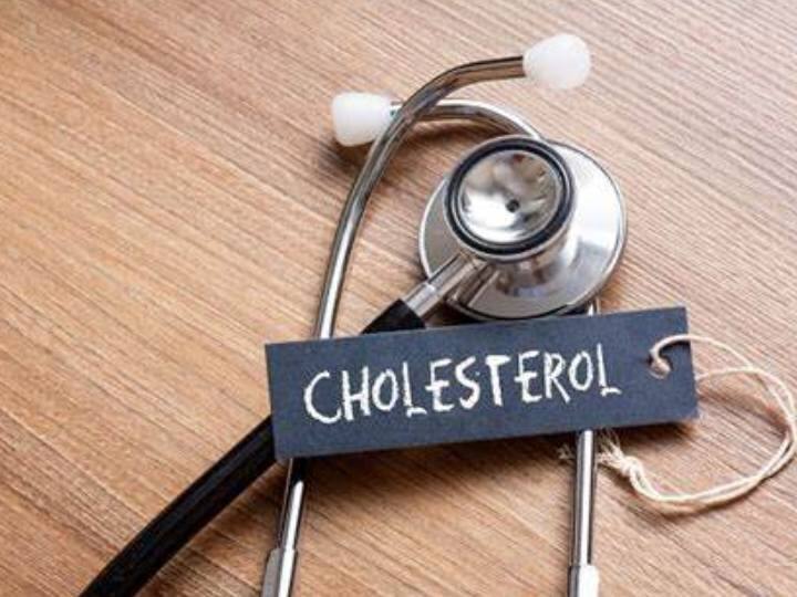 High cholesterol can cause a dangerous accumulation of cholesterol and other deposits हाई कोलेस्ट्रॉल से चाहिए छुटकारा, तो बस इन चीजों को अपने डाइट में करें शामिल