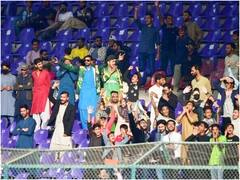 PAK vs NZ: खाली स्टेडियम को लेकर PCB ने लिया बड़ा फैसला, अब फ्री में मैच देखने स्टेडियम जा सकेंगे फैंस