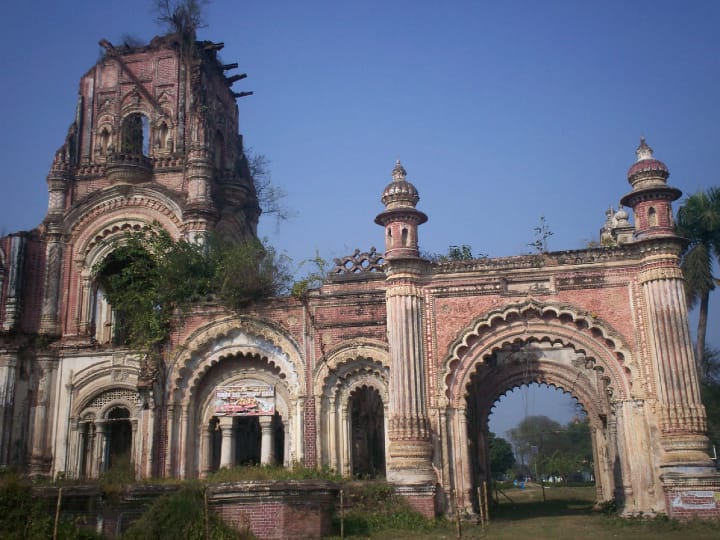 New Year 2023: मधुबनी के इस पैलेस में घूमने के लिए नए साल पर लगती है हजारों की भीड़, काफी खूबसूरत है ये ऐतिहासिक स्थल