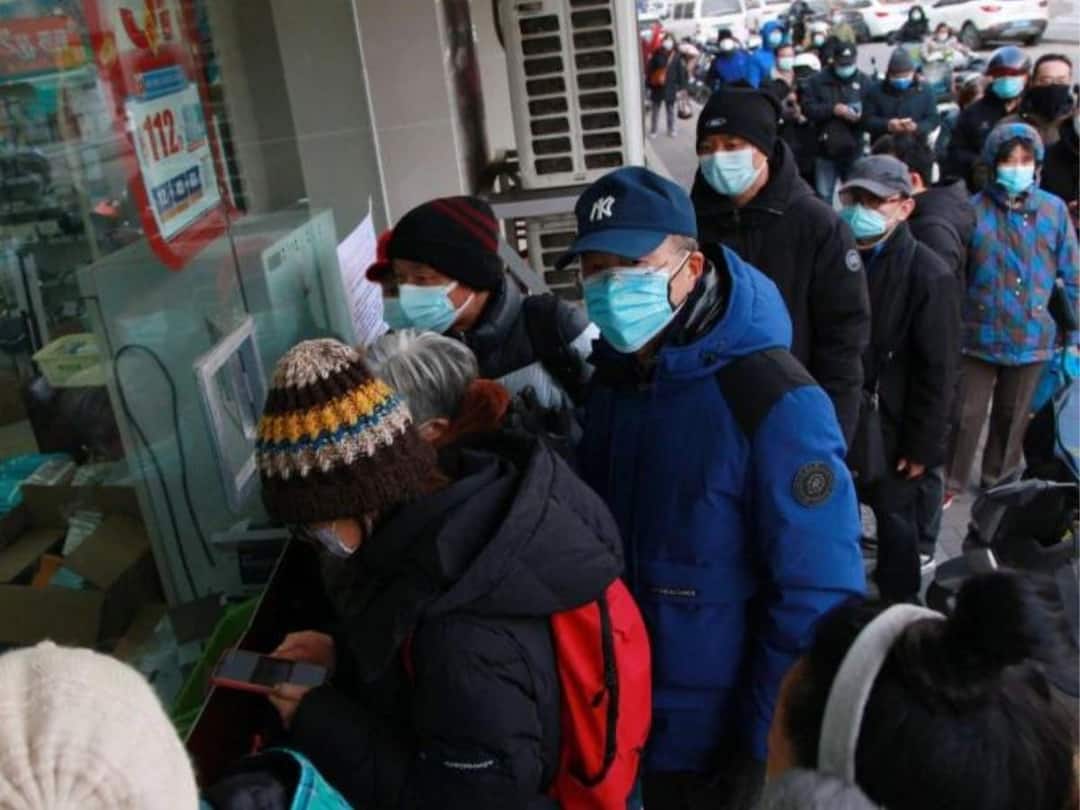 Covid-19 Scare China Tsunami of infection coming in China first peak of corona possible on January 13, experts claim Covid-19 Scare China: ఇది ఆరంభం మాత్రమే అసలు కథ ముందుంది, జనవరిలో కేసుల సునామీ - చైనాలో కొవిడ్‌పై నిపుణుల హెచ్చరికలు