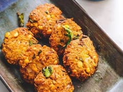 New Year 2023: न्यू ईयर पर सिंपल खाना है तो इस तरह खास अंदाज में मनाए मसाला वड़ा, ऐसे करें तैयार