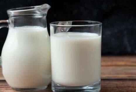27 डिसेंबरपासून मदर डेअरीचे दुधाच्या दरात दोन रुपयांची वाढ केली आहे. यासह चालू वर्षात मदर डेअरीने दुधाच्या दरात पाच वेळा वाढ केली आहे.