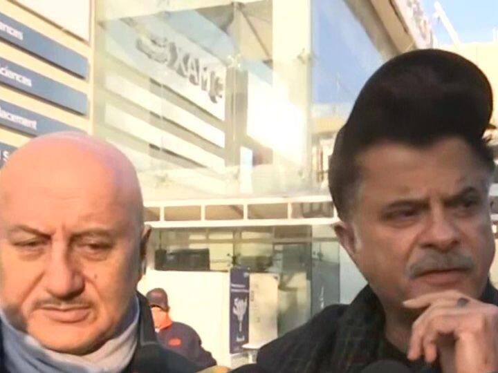 Anil Kapoor Anupam Kher visit hospital for meet Rishabh pant after car accident Rishabh Pant Accident: ऋषभ पंत का हाल जानने हॉस्पिटल पहुंचे अनिल कपूर-अनुपम खेर, क्रिकेटर की हेल्थ अपडेट पर कही ये बात