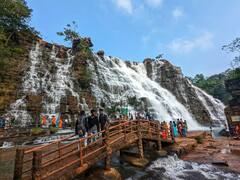 नये साल का जश्न मनाने बस्तर के टूरिस्ट स्पॉट पर उमड़ी भीड़, जानें कैसी है प्रशासन की तैयारी