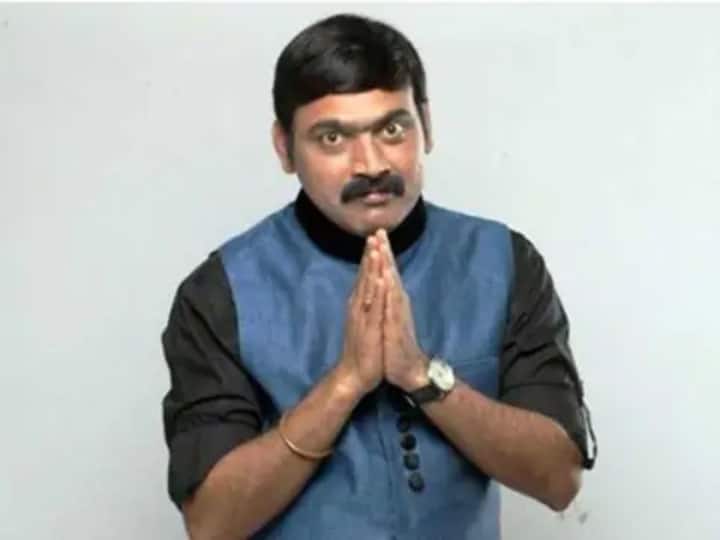 'पोस्ट ऑफीस उघडं आहे' या मालिकेत प्रमुख भूमिकेत मकरंद अनासपुरे पाहायला मिळणार आहेत.