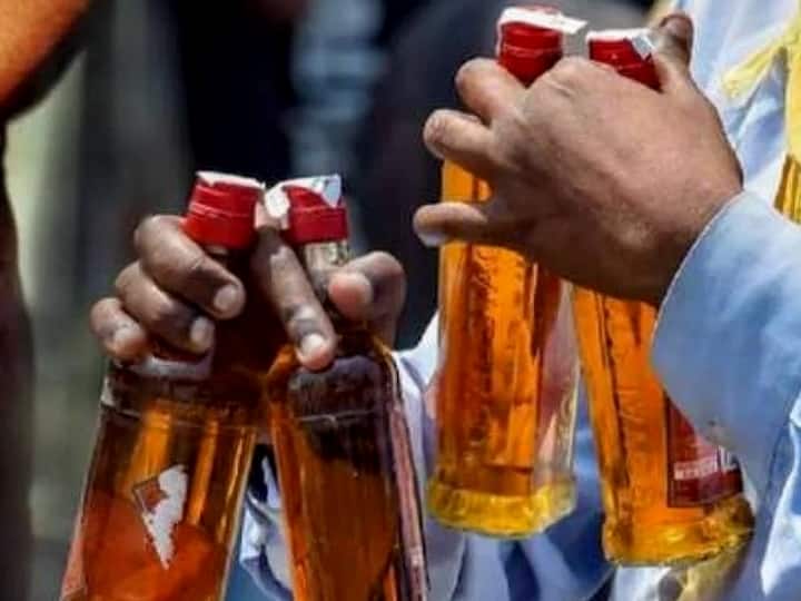 Chhattisgarh Budget 2023 Kawasi Lakhma said government earned crores revenue from liquor 10 months ANN Chhattisgarh Budget 2023: शराब से छत्तीसगढ़ सरकार ने की जबरदस्त कमाई, सिर्फ 10 महीने में 5 हजार 500 करोड़ का राजस्व