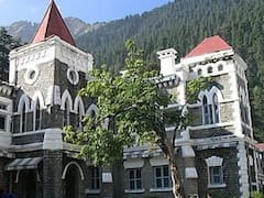 नए साल के जश्न के बीच हल्द्वानी के 4000 परिवारों पर मंडराया बेघर होने का खतरा! हाई कोर्ट ने जारी किया आदेश