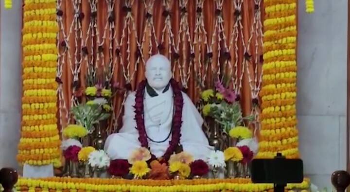শ্রীরামকৃষ্ণের জন্মস্থান হুগলির কামারপুকুরেও পালিত হচ্ছে কল্পতরু উৎসব। ভোরে মঙ্গলারতি দিয়ে সূচনা হয়।
