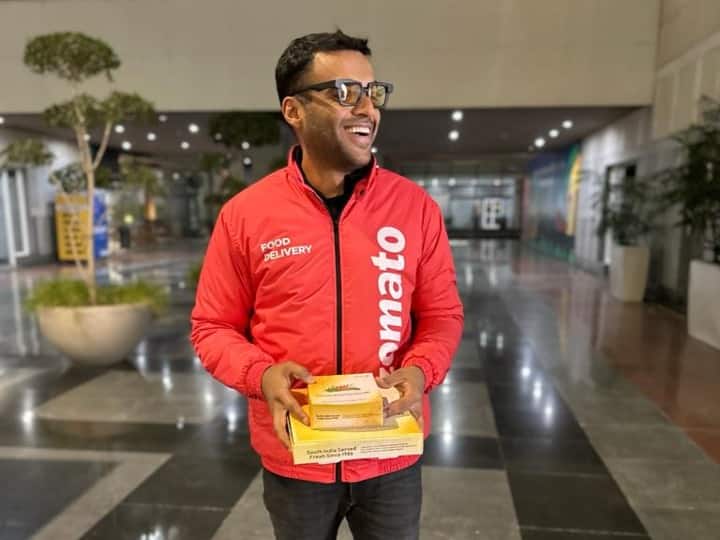 Zomato CEO Deepinder Goyal went out to deliver food himself on New Year’s Eve, know what happened then