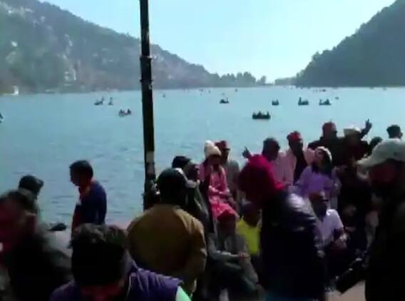 New Year Celebration: सिडनी से दिल्ली तक... ऐसे मनाया गया न्यू ईयर सेलिब्रेशन- देखिए ये कमाल की तस्वीरें New Year Celebration: सिडनी से दिल्ली तक... ऐसे मनाया गया न्यू ईयर सेलिब्रेशन- देखिए ये कमाल की तस्वीरें