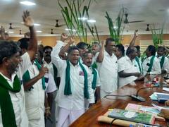 கரும்பு விவசாயிகளுக்கு ஆதரவாக தஞ்சை கூட்டத்தில் இருந்து விவசாயிகள் வெளிநடப்பு