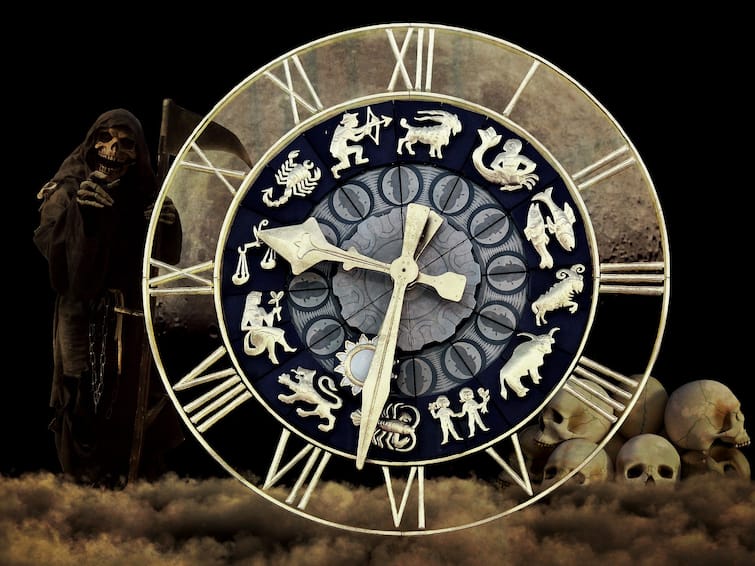 Saturn position change may have negative effect on these Zodiac Signs Astrology : ব্যবসায় ক্ষতি, কর্মজীবনে বাধা; মাসখানেক পর খারাপ সময় শুরু হচ্ছে এই ৪ রাশির