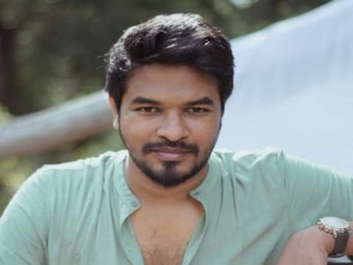 Madan Gowri: கோலிவுட்டில் கதாநாயகனாக அறிமுகமாகும் மதன்கௌரி.. இதுதான் புத்தாண்டு சர்ப்ரைஸ்...!