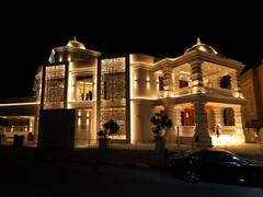 Dubai Famous Temple: इस्लामिक देश दुबई में हैं ये आठ शानदार मंदिर, खूब धूमधाम से होती है पूजा