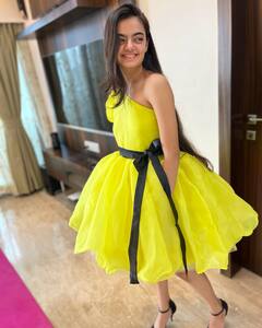 Ruhaanika New House: 15 साल की ‘ये है मोहब्बतें’ की ‘रूही’ ने खुद के पैसों से खरीदा घर, काउच पर बैठकर दिए पोज