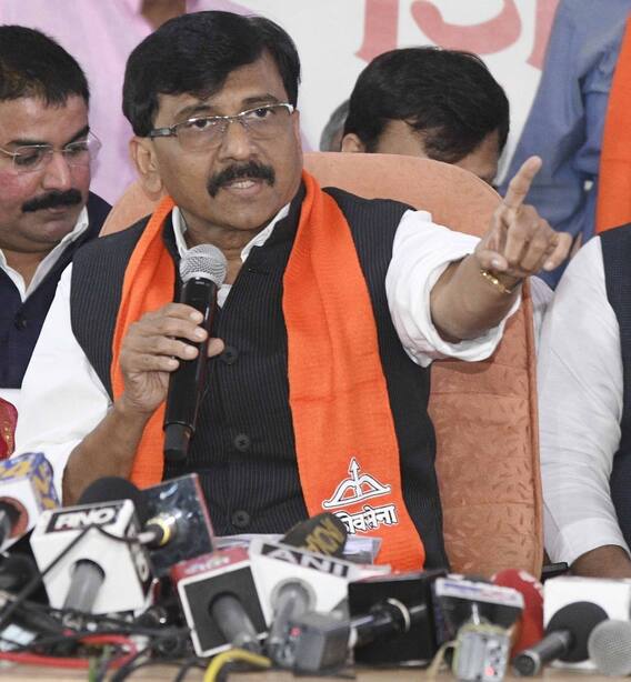 शिंदे गटालाच आत्मपरीक्षणाची गरज : संजय राऊत