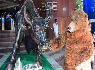 Stock Market Closing: શેરબજારમાં વર્ષ 2023ની શુભ શરૂઆત,  સેન્સેક્સમાં ફૂલ ગુલાબી તેજી, જાણો કેટલો આવ્યો ઉછાળો