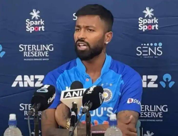 Hardik pandya did a press conference before t20 series against sri lanka he answered many important questions  IND vs SL T20I: પ્રેસ કૉન્ફ્રેંસમાં હાર્દિક પંડ્યાએ ઘણા સવાલોના જવાબ આપ્યા, કહ્યું- વર્લ્ડ કપ જીતવો અમારુ લક્ષ્ય