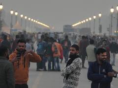 दिल्ली में छाया हल्का कोहरा, न्यूनतम तापमान में भी आई गिरावट; AQI भी खराब