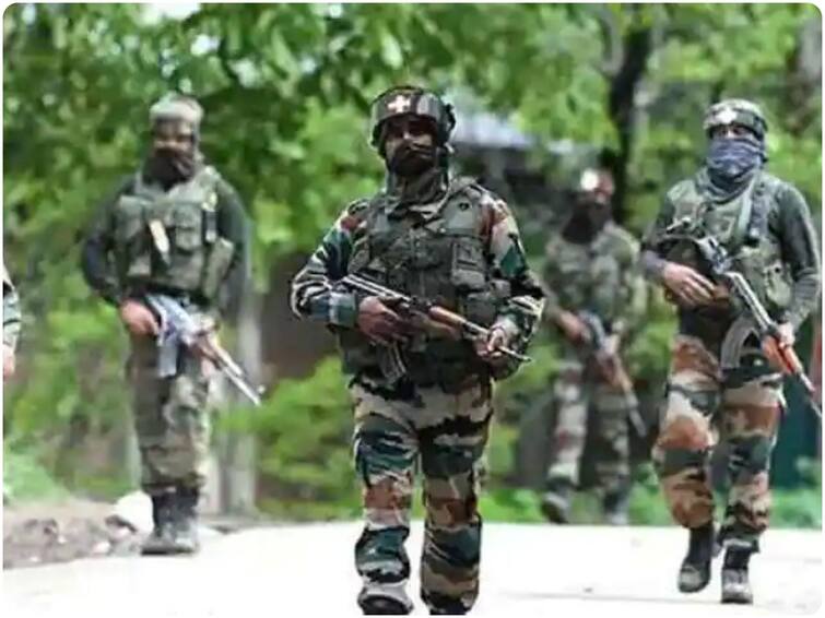 jammu Kashmir rajauri 2 died 8 injured in terrorist firing Jammu Kashmir ਦੇ ਰਾਜੌਰੀ 'ਚ ਅੱਤਵਾਦੀਆਂ ਨੇ ਕੀਤੀ ਗੋਲੀਬਾਰੀ, 3 ਦੀ ਮੌਤ, 7 ਜ਼ਖਮੀ