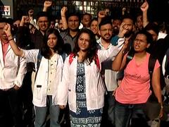 PHOTO : राज्यातील 7000 निवासी डॉक्टर संपावर, काय आहेत मागण्या?