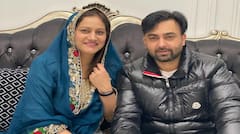 Sharry Mann: ਸ਼ੈਰੀ ਮਾਨ ਨੇ ਪਤਨੀ ਪਰੀਜ਼ਾਦ ਮਾਨ ਨਾਲ ਸ਼ੇਅਰ ਕੀਤੀ ਤਸਵੀਰ, ਫੈਨਜ਼ ਨੂੰ ਨਵੇਂ ਸਾਲ ਦੀ ਦਿੱਤੀ ਵਧਾਈ