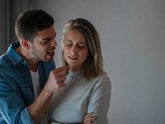 किसी भी रिलेशनशिप को खत्म कर सकती हैं ये पांच बातें, आप भी जरूर जान लें