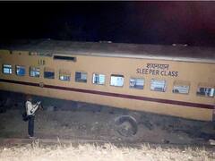 Pali Rail Accident: मारवाड़ जंक्शन से निकलने के 5 मिनट के भीतर ही पटरी से उतरे 11 डिब्बे, देखें पाली रेल हादसे की तस्वीरें