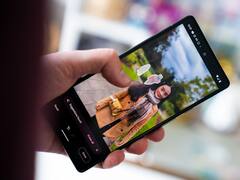 10,000 वाले एंड्राइड में हैं लेकिन लाख रुपये वाले आईफोन में नहीं हैं ये कॉमन फीचर