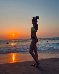 Shraddha Das: గోవా బీచ్ లో శ్రద్దా దాస్ అందాల జాతర