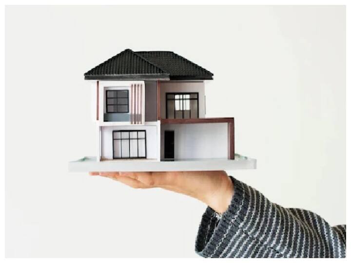 Foreigners will no longer be able to buy houses in Canada, the